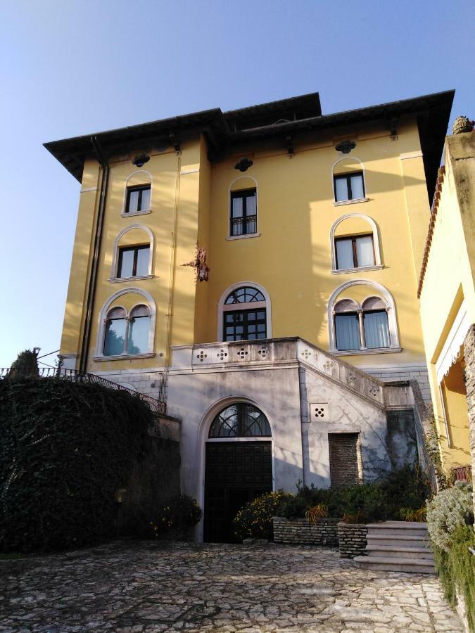 welcome to villa callas Sirmione Esterno foto